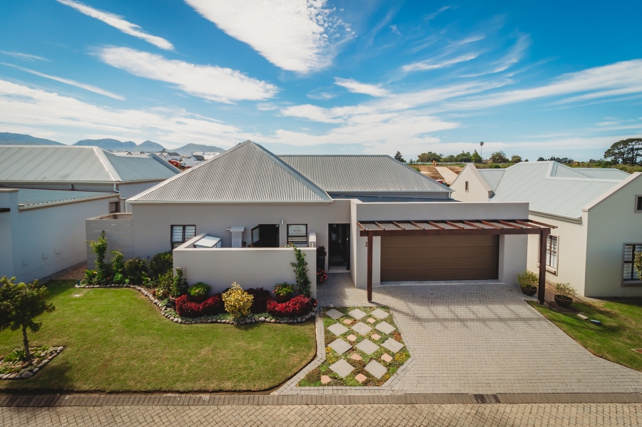 3 Bedroom Property for Sale in Kraaibosch Country Estate Western Cape
